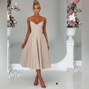 Babyboo Fashion Mariella Midi Dress NWT